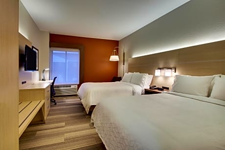 Standard Queen Room with Two Queen Beds
