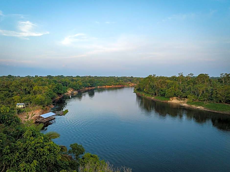 Seringal jungle Lodge