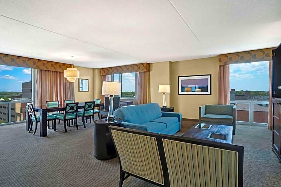 Heldrich Hotel And Spa