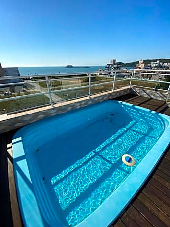 Cód 1 - Cobertura duplex com piscina privativa