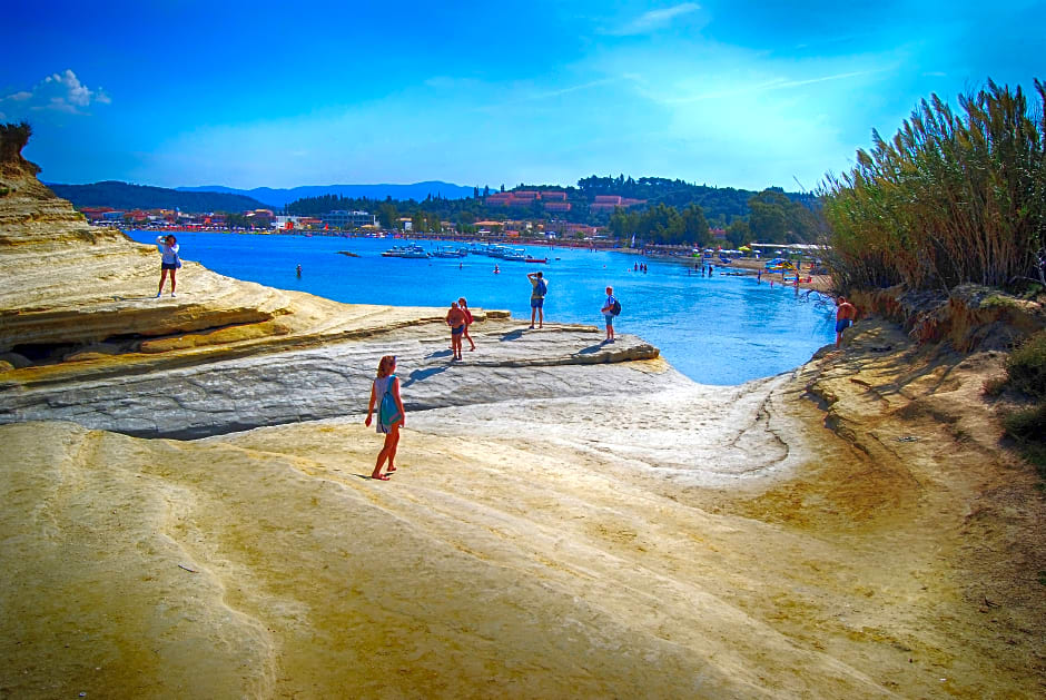 Canal D'amour Apartments