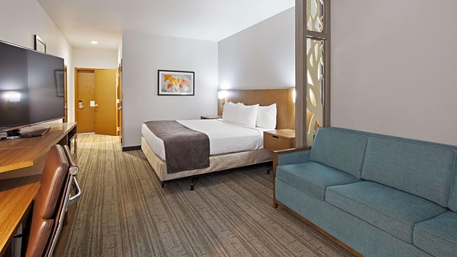 Best Western Green Oaks Inn