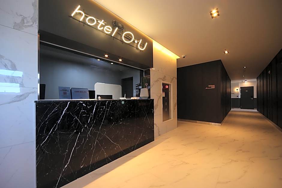 Hotel OU