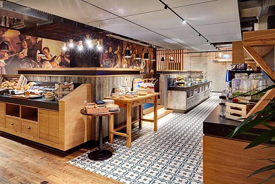 me and all hotel Mainz, by Hyatt