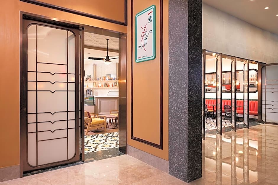 LINE FRIENDS PRESENTS CASA DE AMIGO