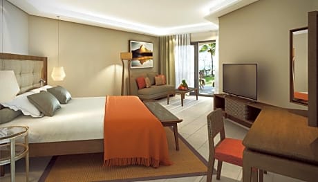 Grand Bay Suite ( 2 Adults + 1 Child more than 5yrs)