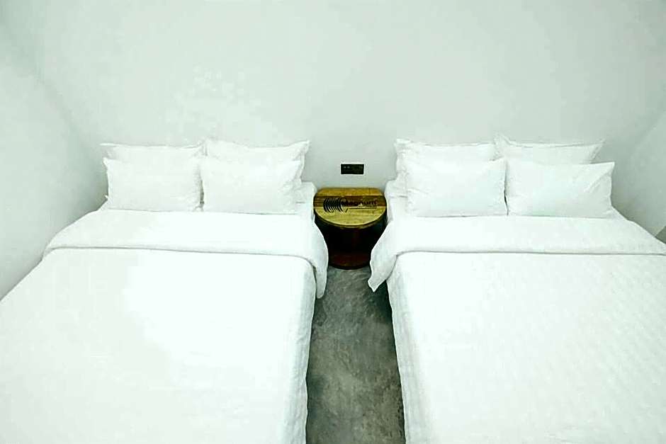 White Loft Hotel