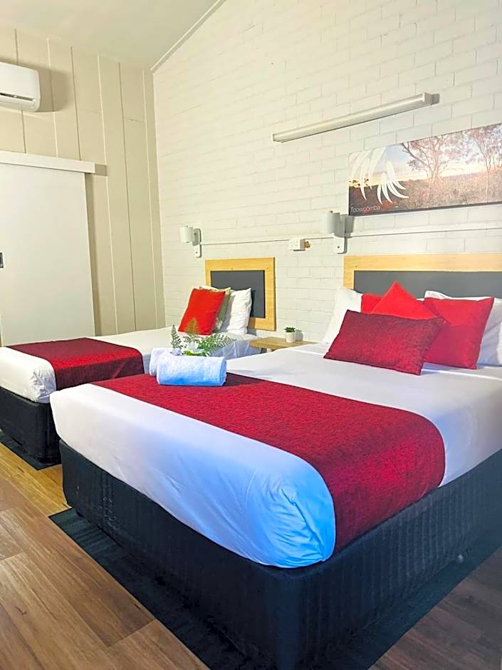 Downs Motel