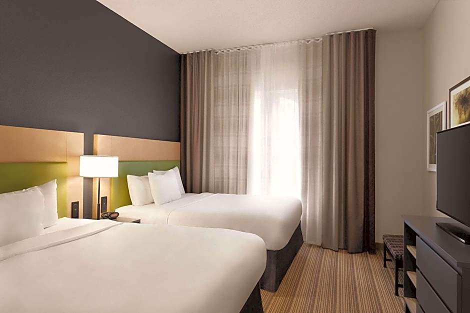 Country Inn & Suites by Radisson, St. Charles Historic District