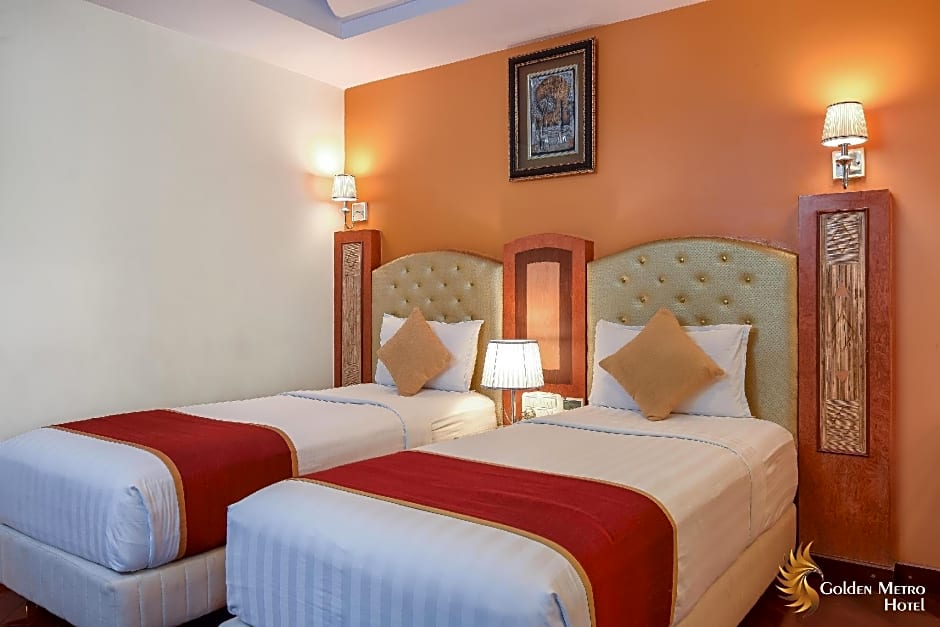 Golden Metro Hotel