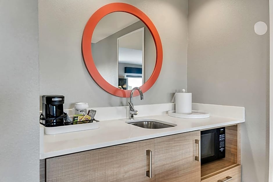 Holiday Inn Express & Suites Destin - Miramar Beach By IHG