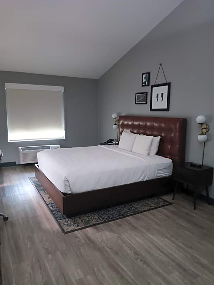 Four Points by Sheraton Dallas Arlington Entertainment District