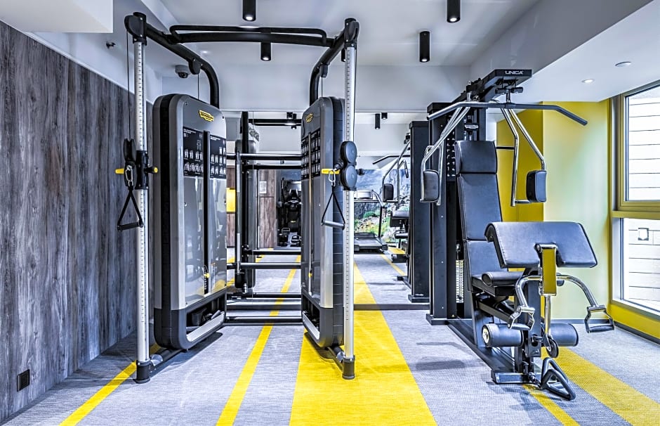 OASIS AVENUE - A GDH HOTEL