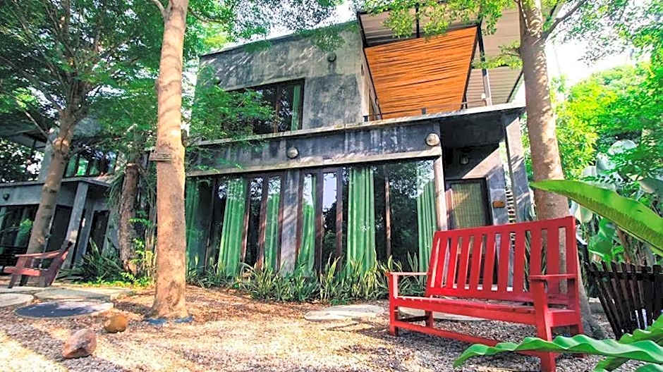 River CoCo @ Amphawa