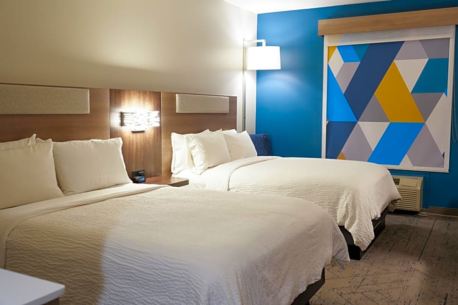 Holiday Inn Express Hotel & Suites Cedar Hill By IHG