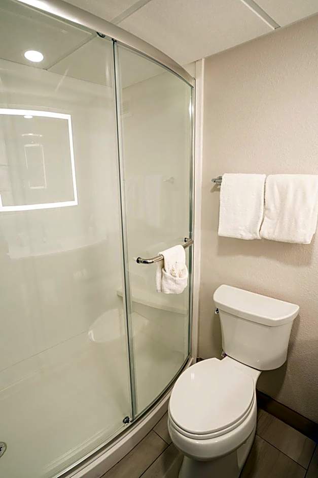 Holiday Inn Express Hotel & Suites Knoxville-North-I-75 Exit 112 By IHG