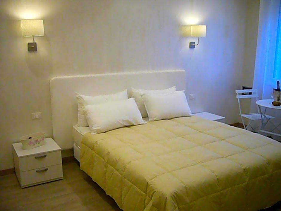 Grignetti Bed