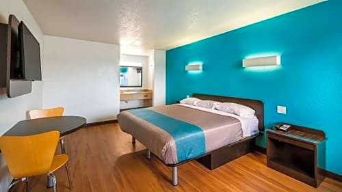Motel 6 Houston, TX FM 1960 Bammel