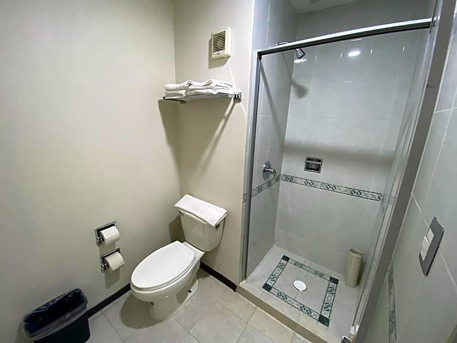 Hotel Enterprise Inn Poliforum