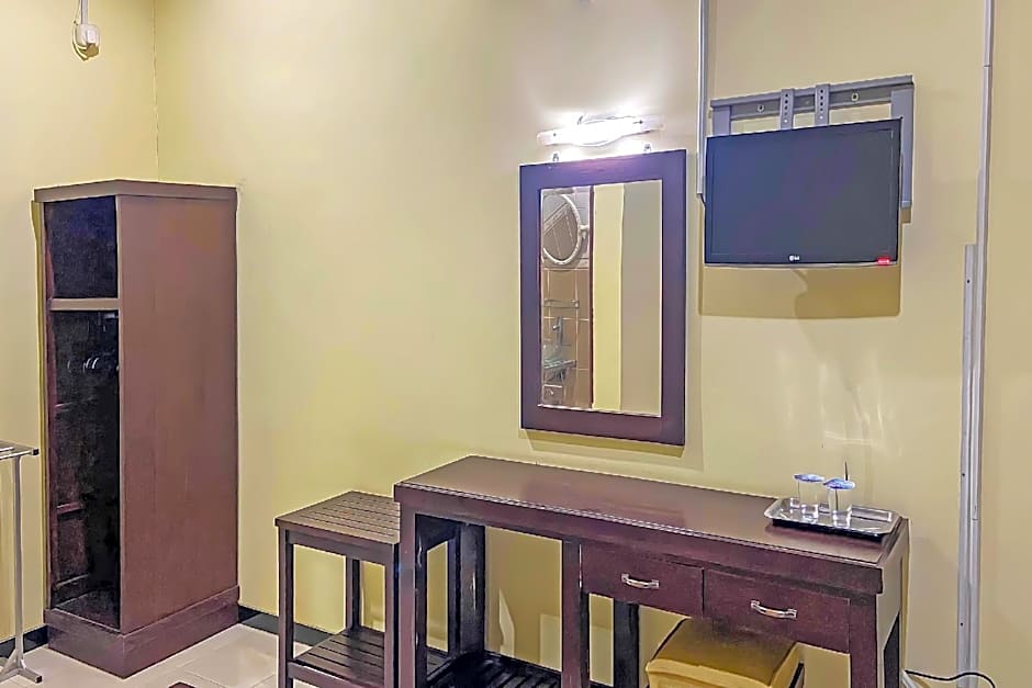 Hotel O Gajah Mada Indah