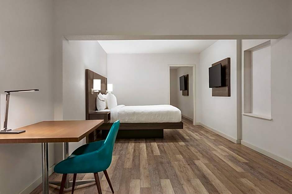 Days Inn by Wyndham Saint John