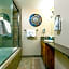 Carriage House Condominiums by All Seasons Resort Lodging