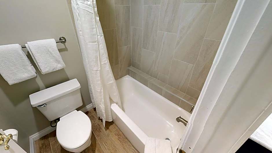 Chase Suites Hotel In Newark