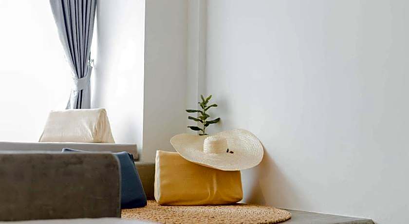 Krung Boutique Hotel