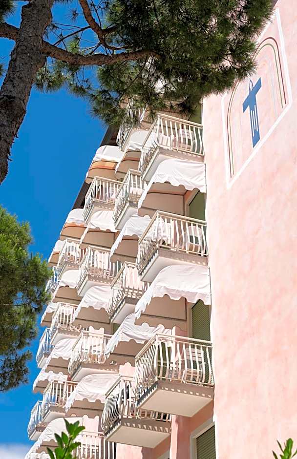 Hotel Trevi