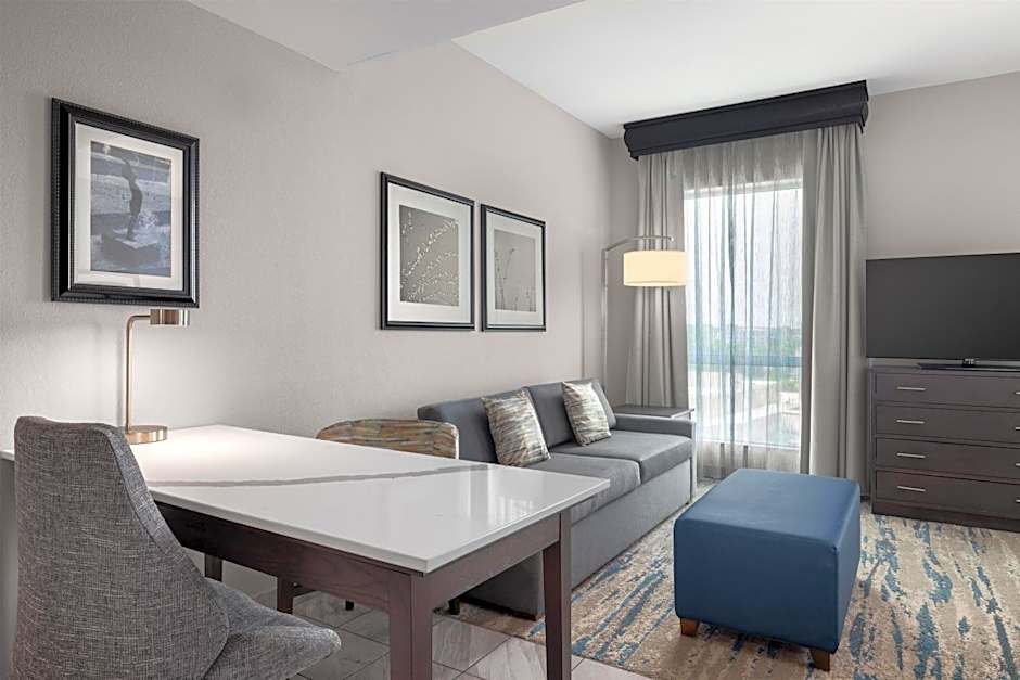 Embassy Suites By Hilton Charlotte/Ayrsley