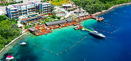 Mare Deluxe Residences  & Villas