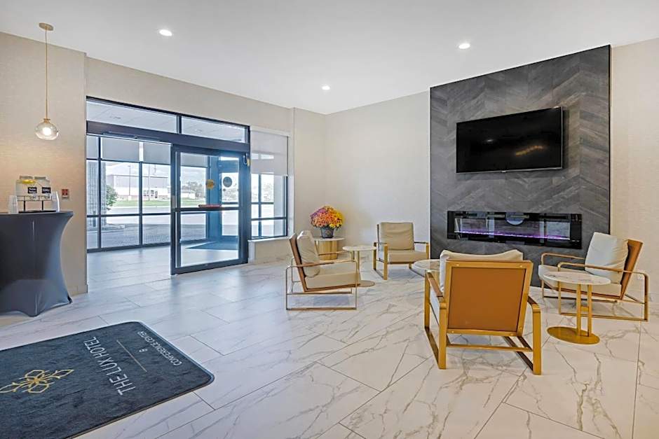 The Lux Hotel & Conference Center, an Ascend Collection Hotel