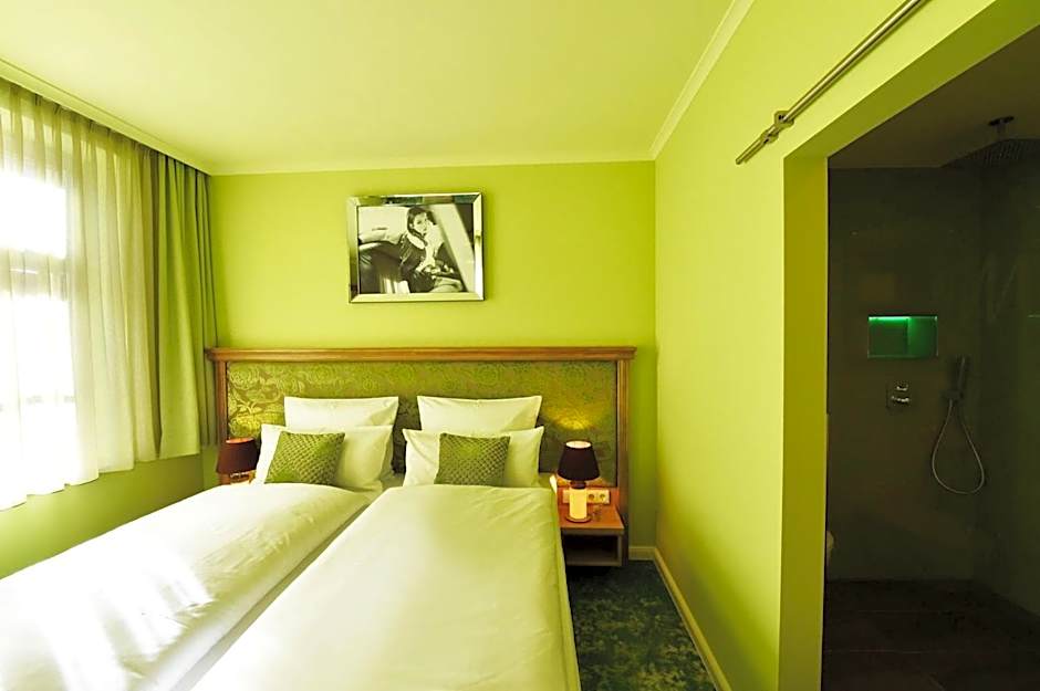 MOMENTS Boutique Hotel