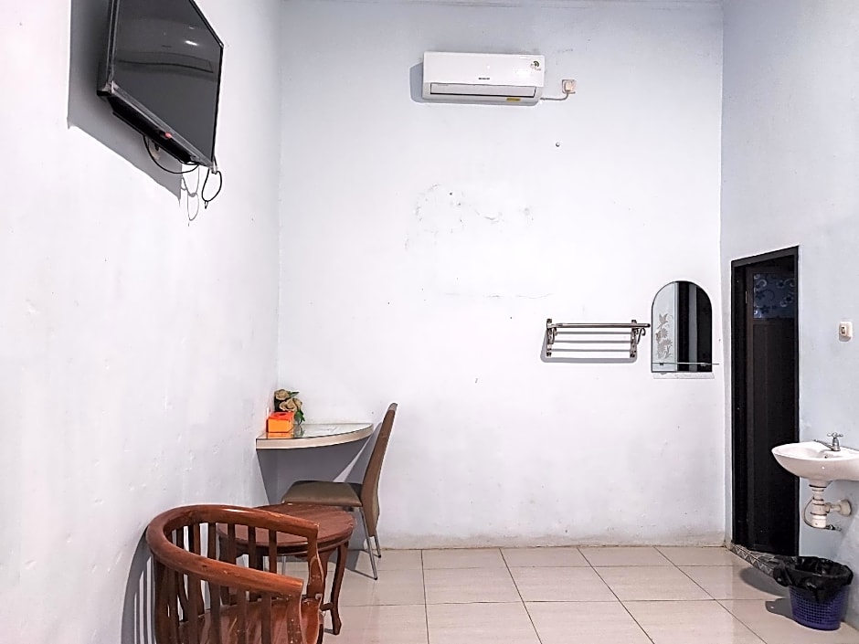 RedDoorz @ Hotel Bersaudara Bungo