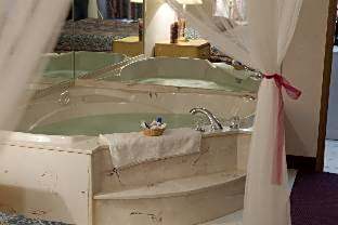 Travelodge by Wyndham Monroe