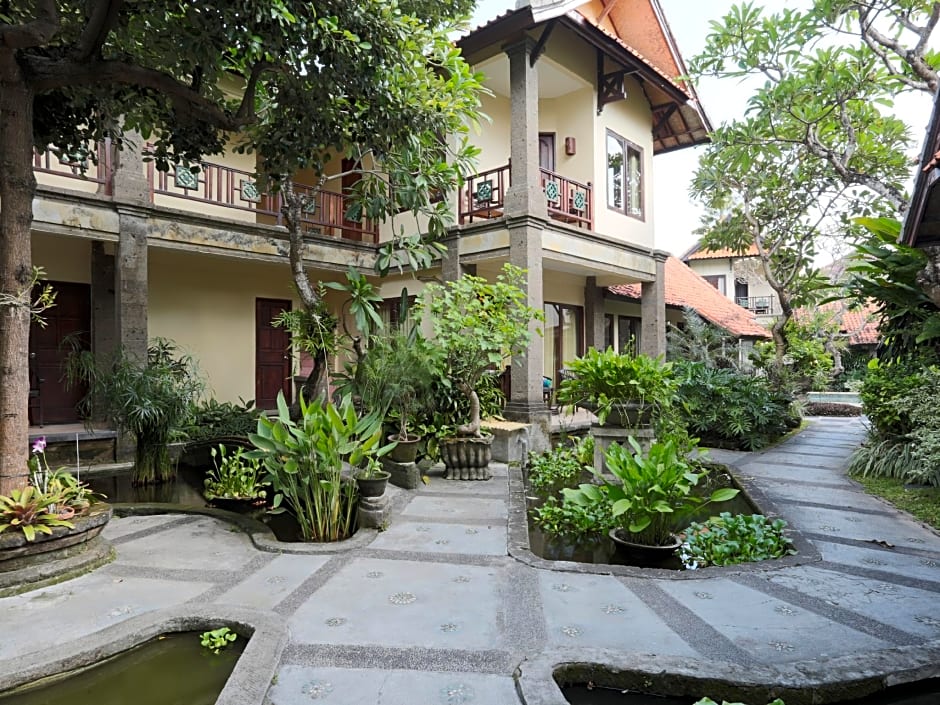 Puri Mesari Hotel