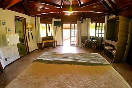 Deluxe Bungalow with Garden View