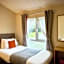 Heathery Lodge with Hot Tub