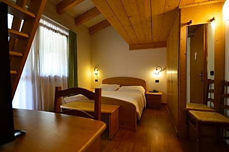 Standard Family Room