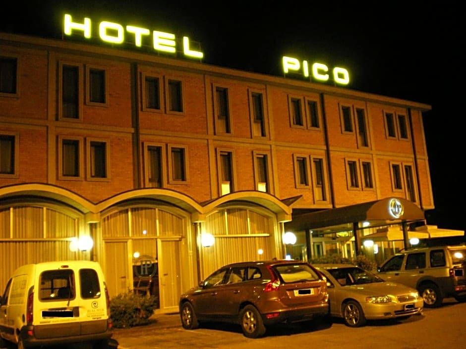 Hotel Pico