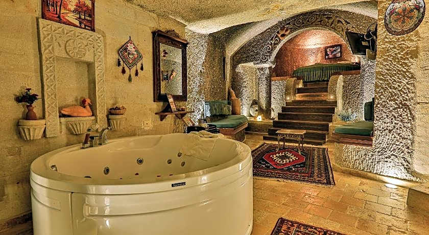 Hidden Cave Hotel