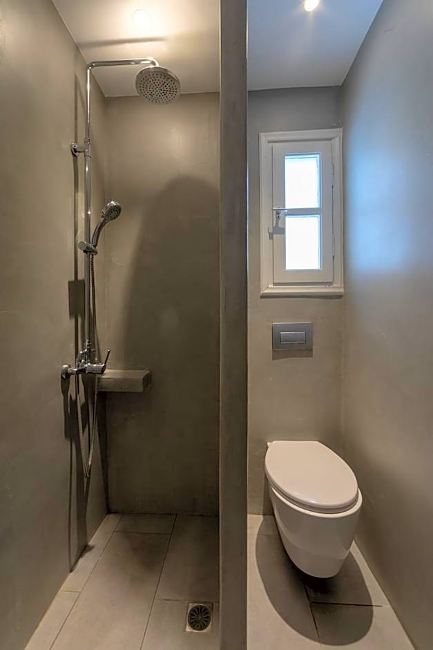 Aphrodite Hotel & Apartments