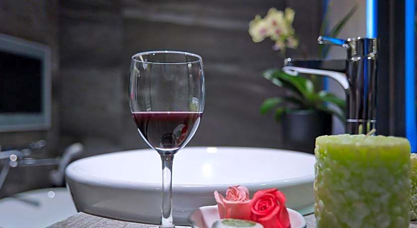 Beauty Hotels Taipei - Hotel Bfun