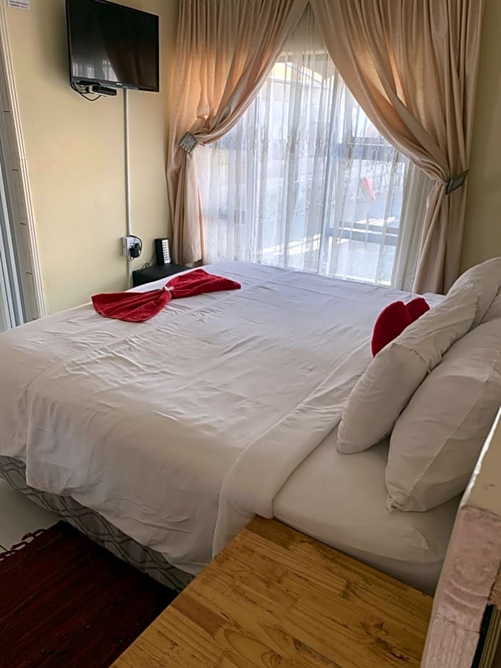 Ekaya Palace Guest House