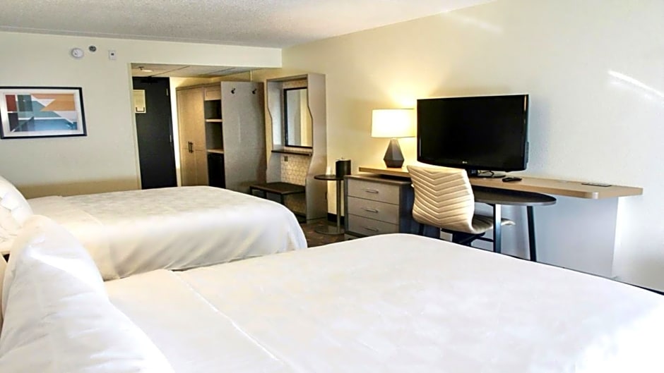 Holiday Inn Hotel & Suites Overland Park-Convention Center By IHG