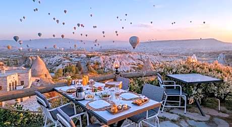 Eyes Of Cappadocia Cave Hotel