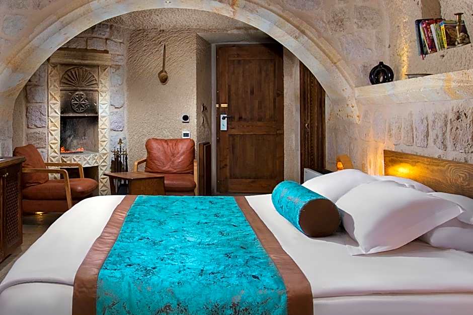 Cappa Via Cave Hotel