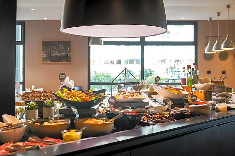 Campanile Paris Ouest - Pont De Suresnes