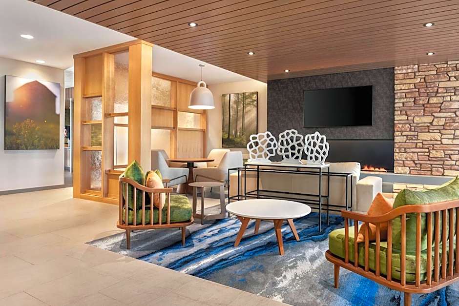 Fairfield Inn & Suites by Marriott Milwaukee West