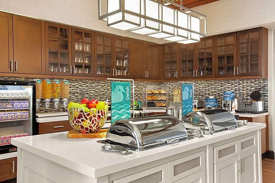 Homewood Suites By Hilton Kansas City-Airport
